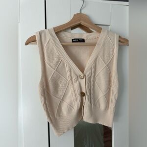 SHEIN Sweater Vest in Cream Cable Knit V-Neck Button Down Womens Medium